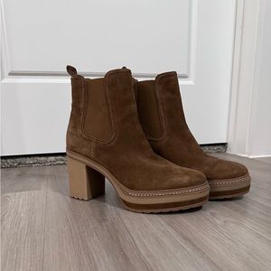 Steve Madden suede booties